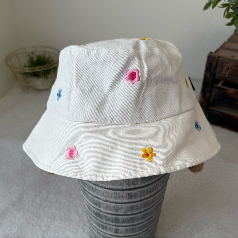 Mode floral bucket hat